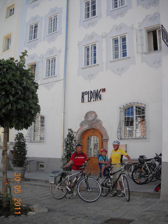 Hotel Kolping Hallein Eksteriør billede