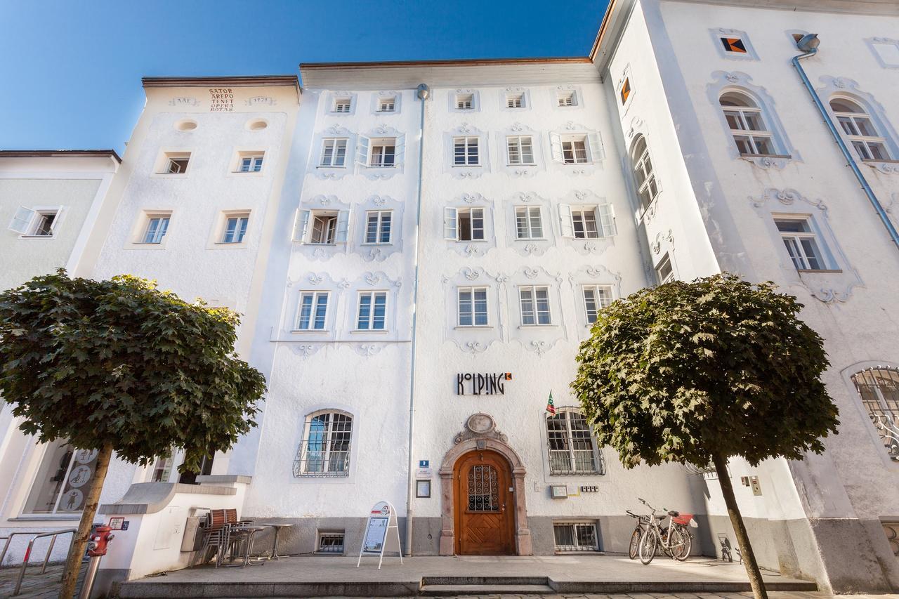 Hotel Kolping Hallein Eksteriør billede