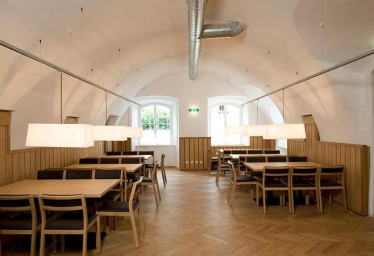 Hotel Kolping Hallein Eksteriør billede